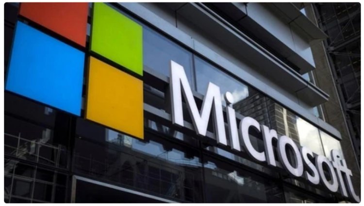 Microsoft Cloud outage grounds flights, disrupts US airlines.