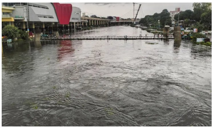 "Four killed as floods hit Pune's low-lying areas."