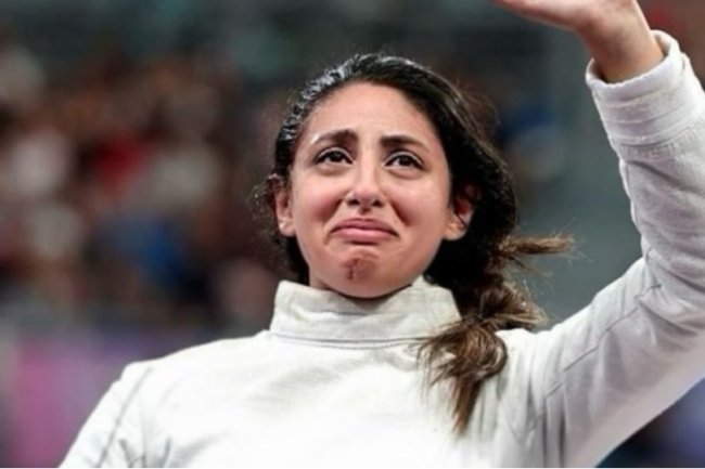 Egyptian fencer competing in the Paris Olympics seven months pregnant