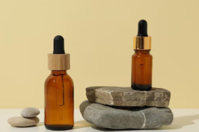 These Essential Oils Can Improve The Health of Your Hair