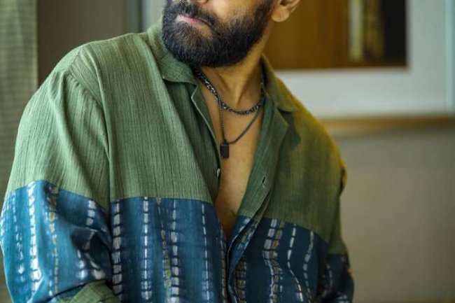 Vikram Talks About His Leg Injury: "I Had To Have 23 Surgeries And Was In The Hospital For Three Years"