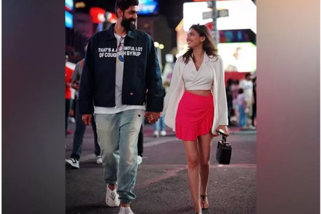 Rana Daggubati and wife Miheeka share a cute post to commemorate their anniversary.