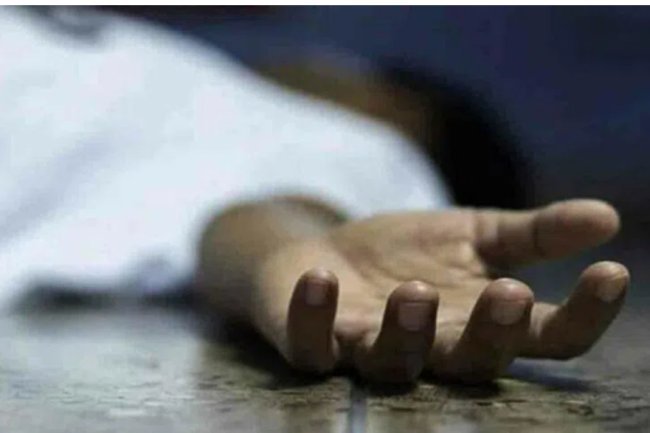 Dead woman found wrapped in Chicago Airport conveyor belt.