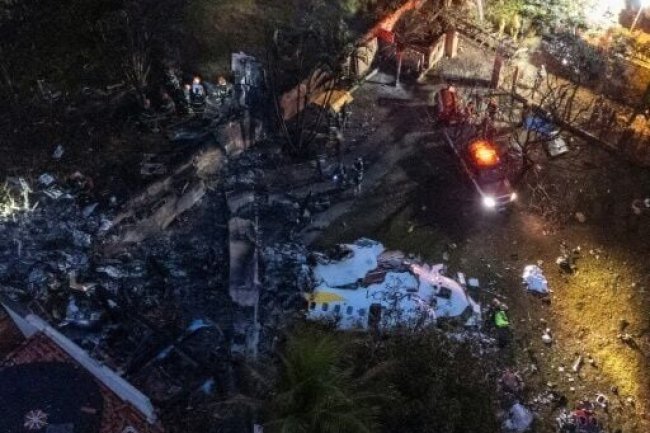 Witness Reports "Saw The Plane Spinning": Horrific Crash in Brazil
