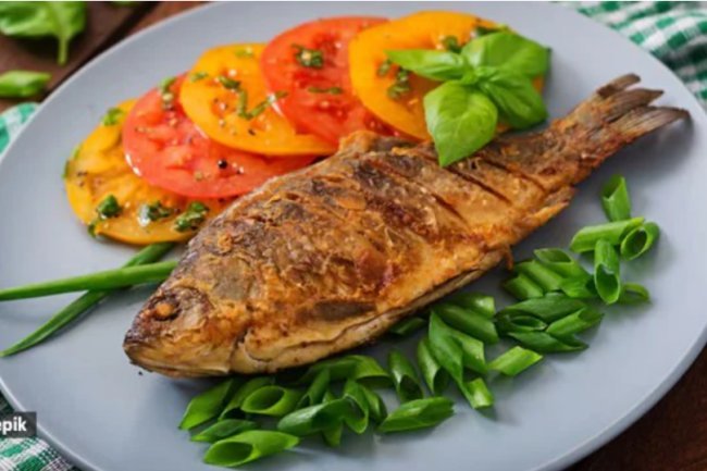 What makes the Bombay Duck so named?