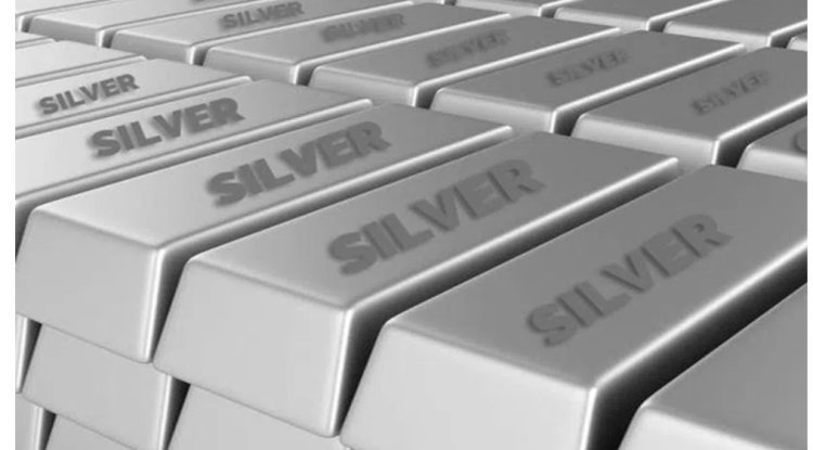 Silver price surges ₹682, hits ₹81,225/kg on strong demand.