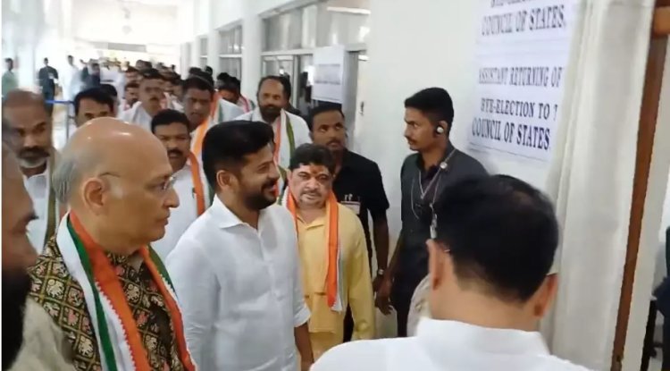 Singhvi submits his candidacy for Congress RS.