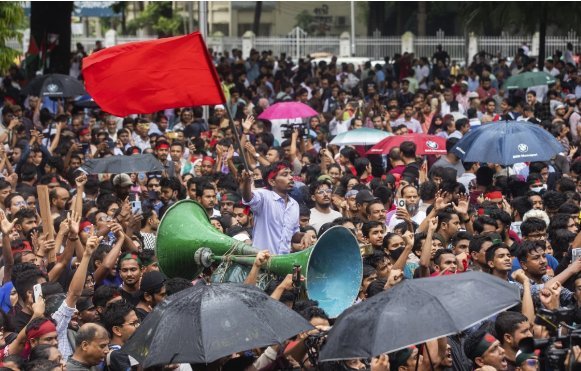 New demonstrations in Bangladesh as students call for Chief Justice to step down