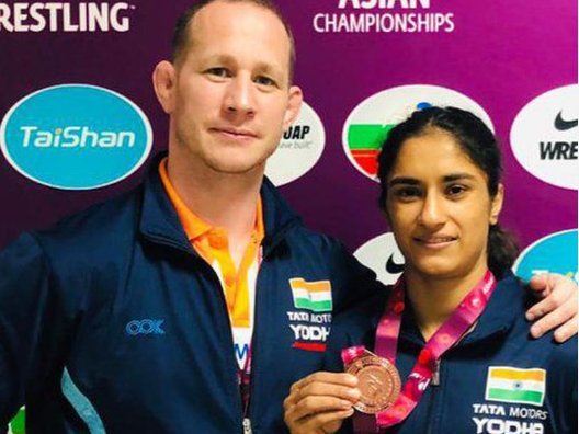 The coach of Vinesh Phogat deleted the post after thinking that she would die from losing weight.